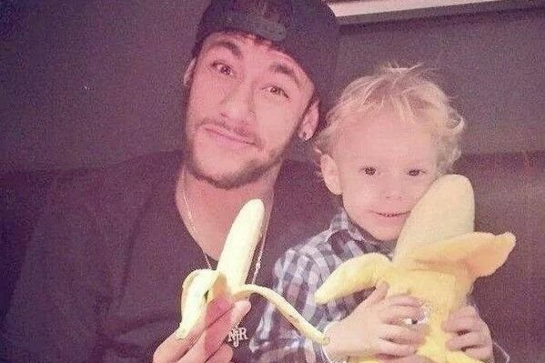 neymar-no-to-racism-banana-599x493